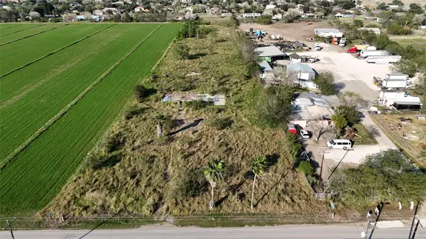 8065 E Curry Road, Edinburg, TX 78542