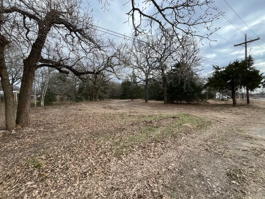 571 Railroad Road, Somerville, TX 77879 - Image #2