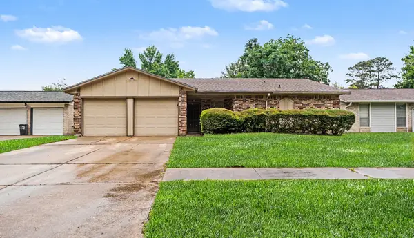 6907 Foxside Lane, Humble, TX 77338