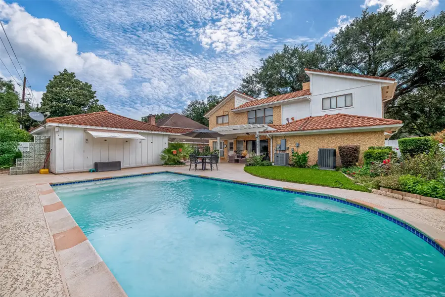 1755 Carriage Way, Sugar Land, TX 77478 - #2
