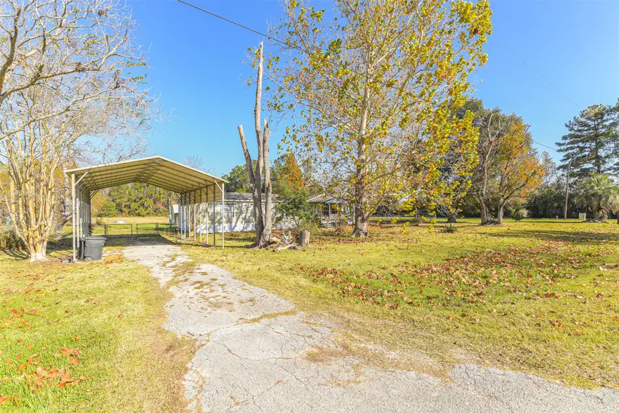 18 County Road 2236, Cleveland, TX 77327 - Image #3