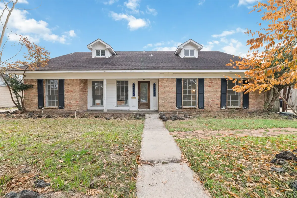 7919 Twin Hills Drive, Houston, TX 77071 - #1