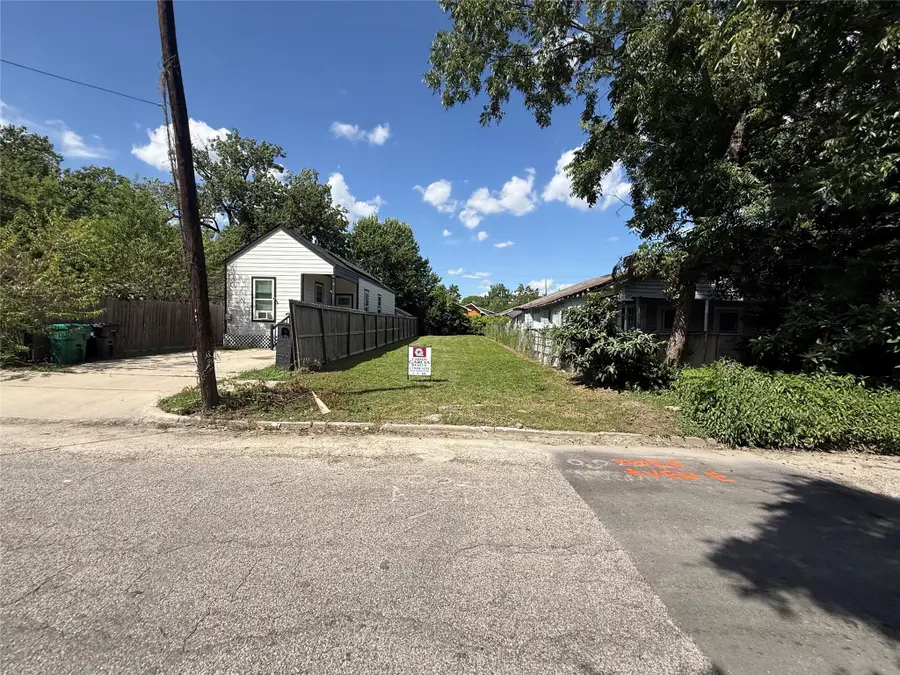 7709 Avenue E, Houston, TX 77012 - #3