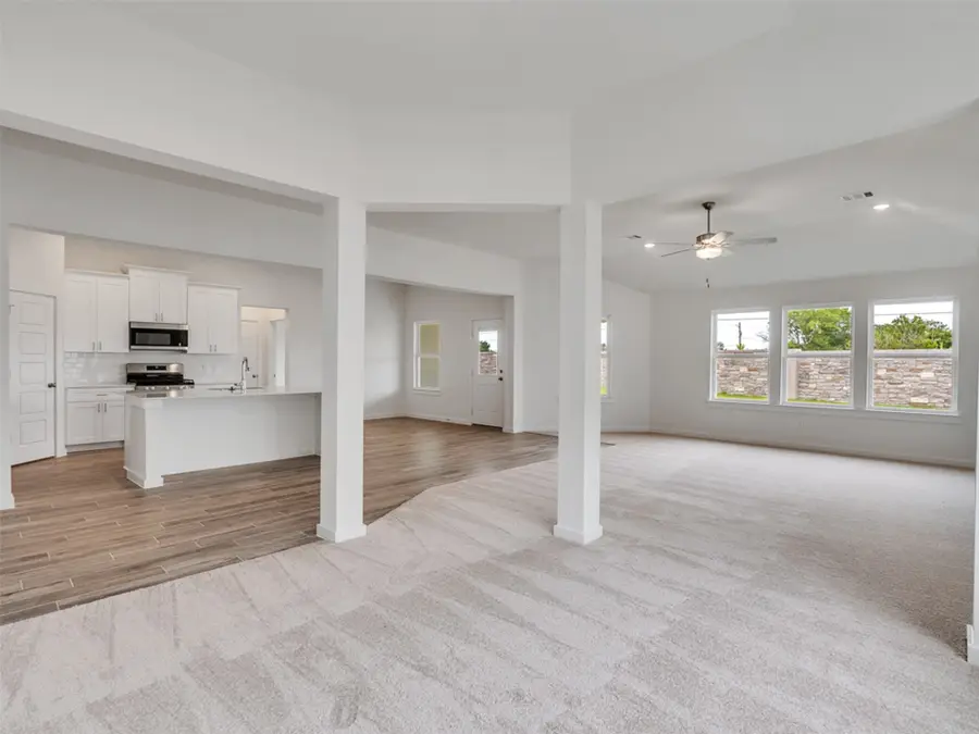 3222 Emerald Hills Drive, Angleton, TX 77515 - #3