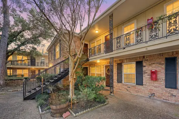 3224 Timmons Lane #141, Houston, TX 77027