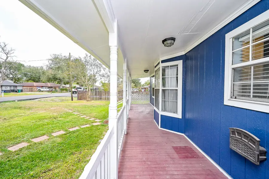 2806 Dupont Street, Pasadena, TX 77503 - Image #2