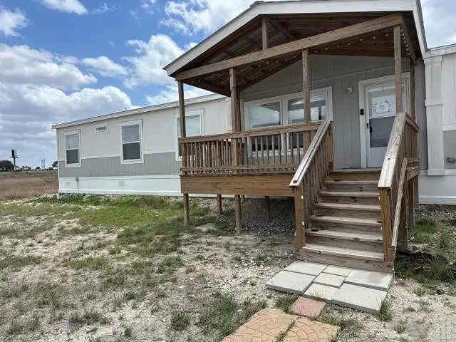 6635 County Road 152, Pettus Pawnee, TX 78102 - #2