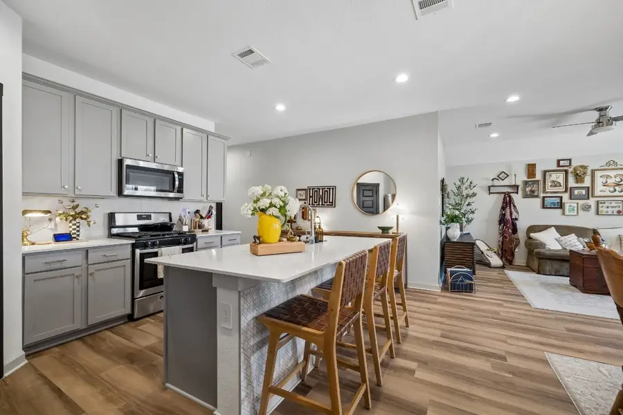 334 Lakeway Circle, Anahuac, TX 77514 - #3