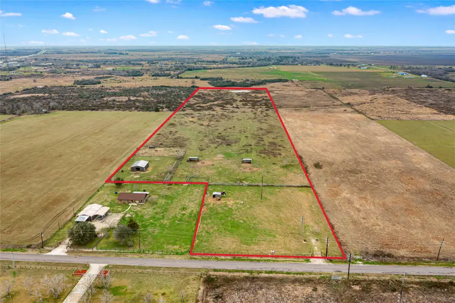 311 County Road 18, Damon, TX 77430 - #2