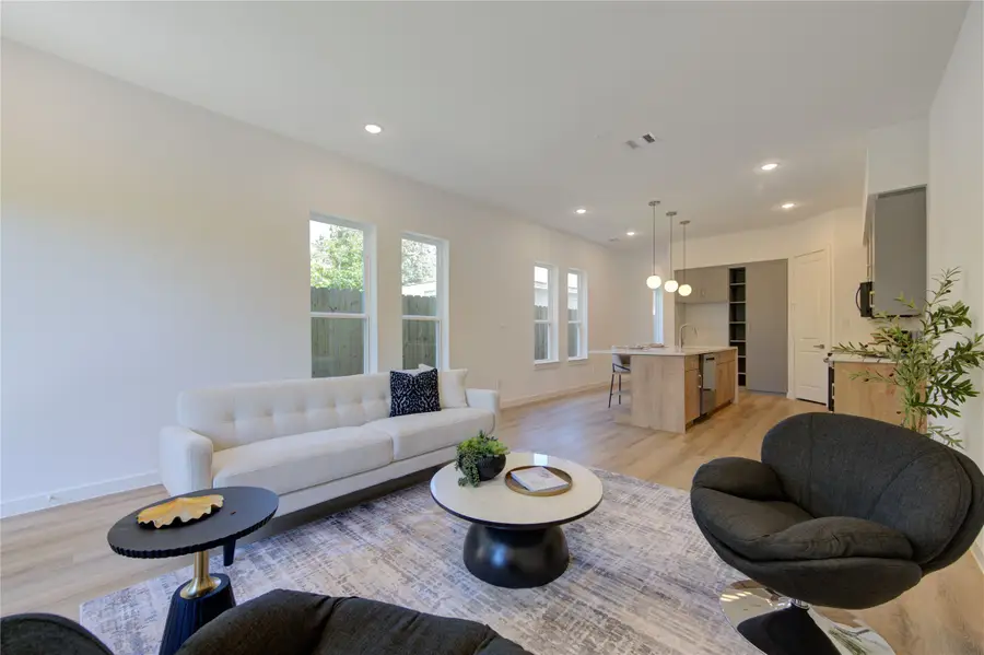 7118 Eastwood Street, Houston, TX 77021 - #3