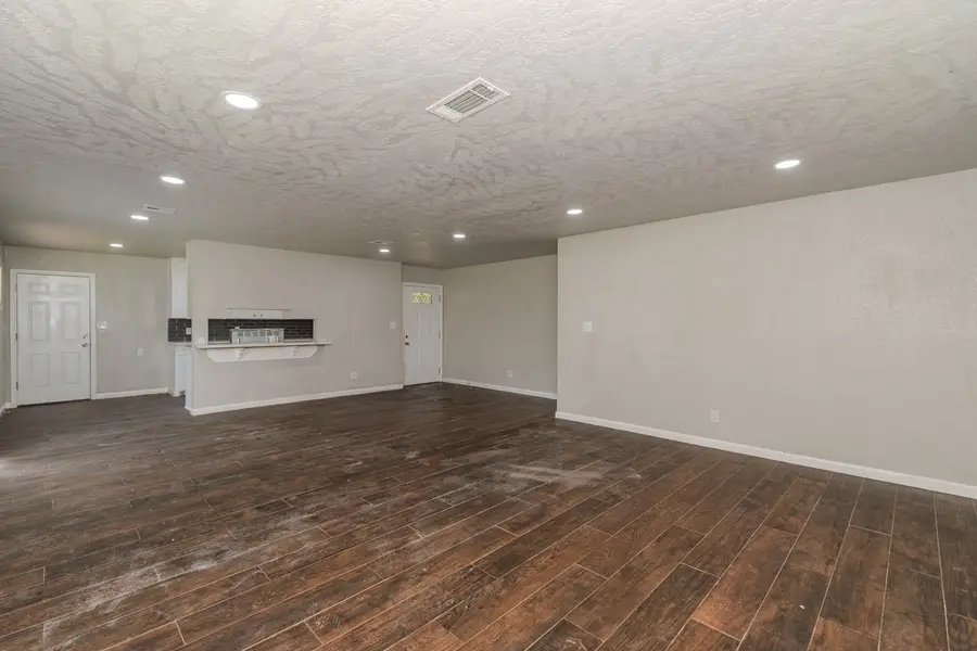 121 Glynn Drive, Bridge City, TX 77611 - #3