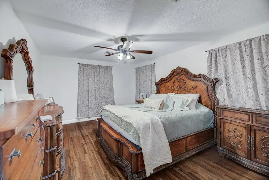 1835 N San Jacinto Street, Liberty, TX 77575 - Image #3