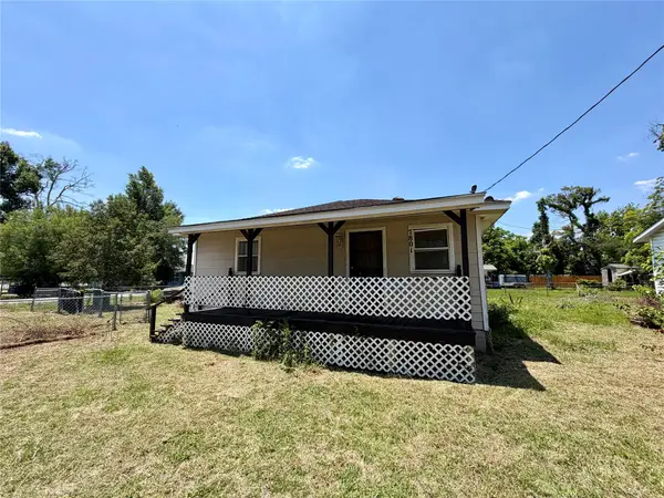 7801 Glass Street, Houston, TX 77016