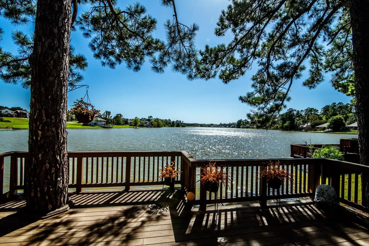 208 Waters, Huntsville, TX 77340 - #1