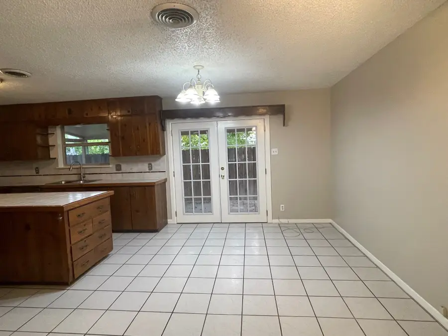 607 Pecan Street, Del Rio, TX 78840 - Image #3