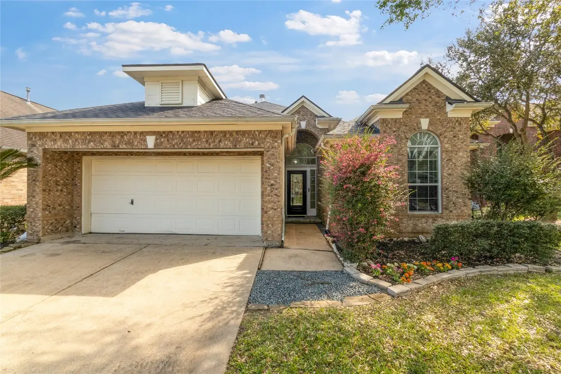 2105 Forest Glen Lane, Kemah, TX 77565 - #1