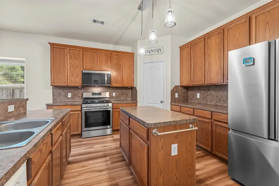1069 Shadow Glenn Drive, Conroe, TX 77301 - #3