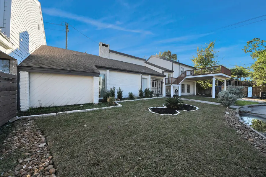 10743 Boardwalk Street, Houston, TX 77042 - Image #3