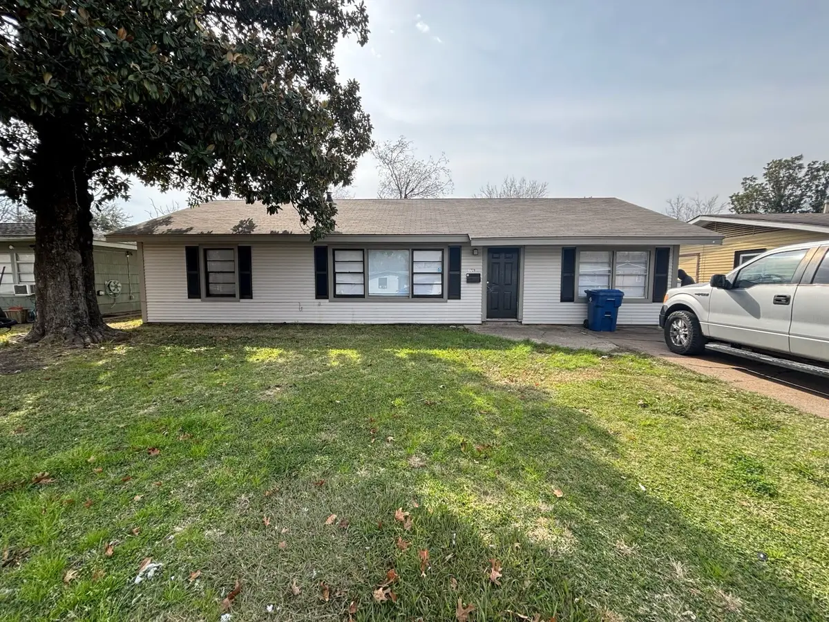1729 1st Avenue N, Texas City, TX 77590 - Image #1