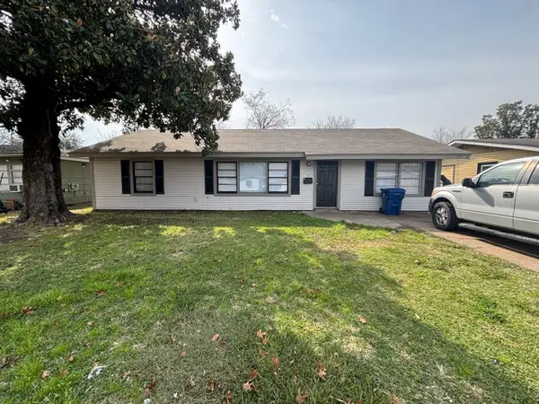 1729 1st Avenue N, Texas City, TX 77590