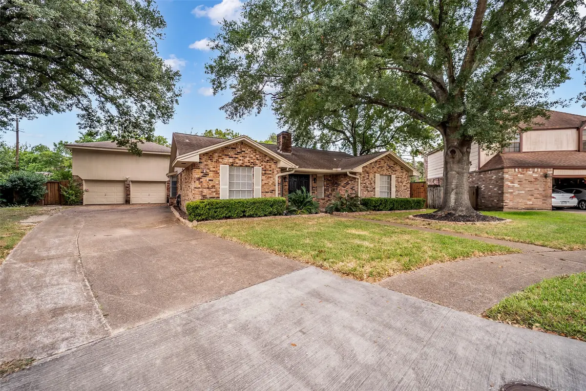 8043 Zimmermann Drive, Houston, TX 77088 - #1