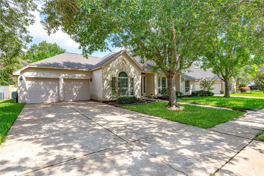 311 Oak Hollow Drive, League City, TX 77573 - #2