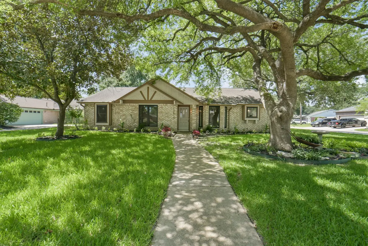 13615 Pepper Knoll Drive, Houston, TX 77065 - #1