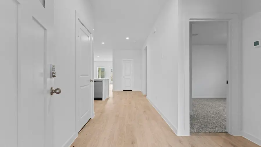 31138 Warwick Coast Court, Fulshear, TX 77441 - Image #2