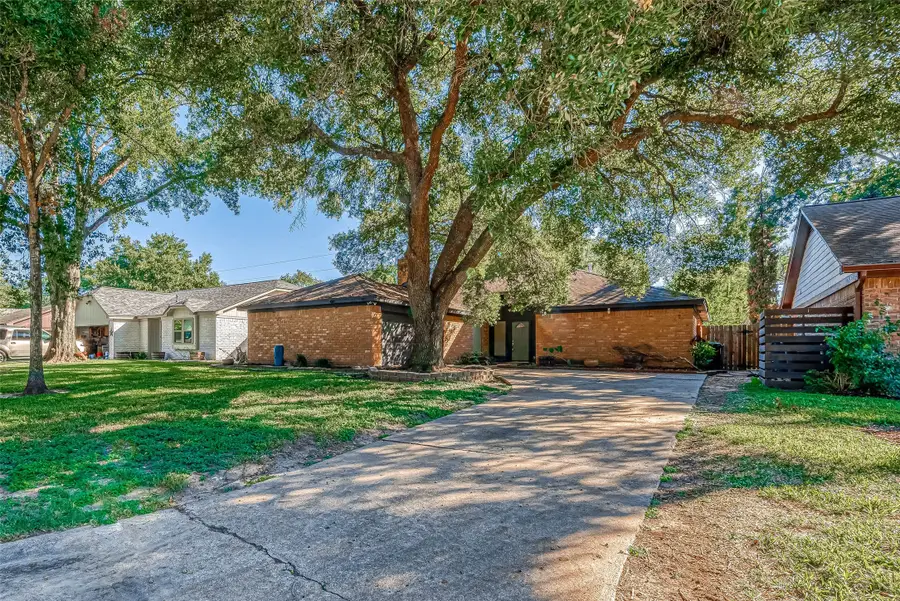1322 Heights Drive, Katy, TX 77493 - Image #3