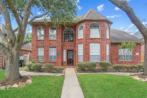 12018 Mckinney Falls Lane, Sugar Land, TX 77498