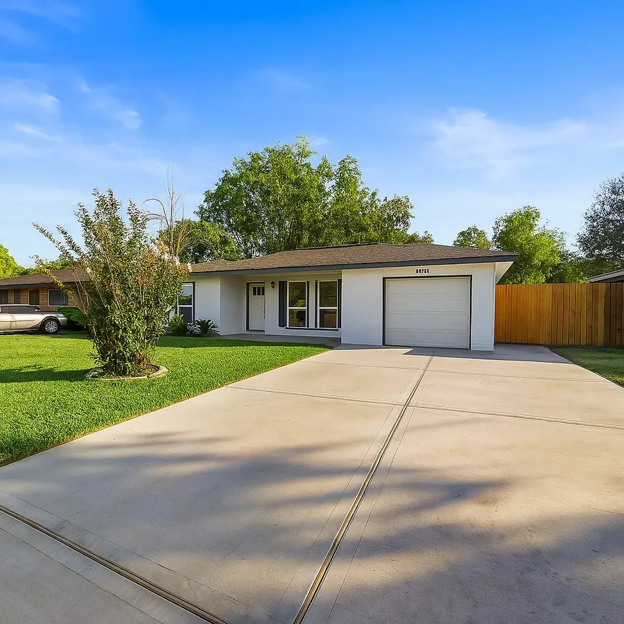 11703 Hendon Lane, Houston, TX 77072 - Image #2