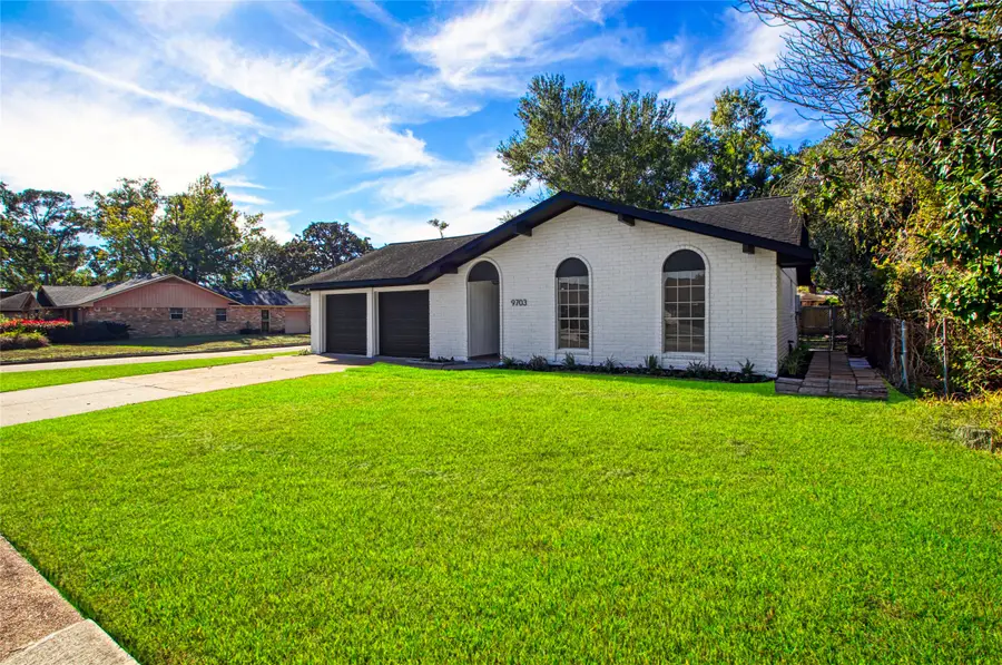 9703 Guest Street, Houston, TX 77078 - Image #2