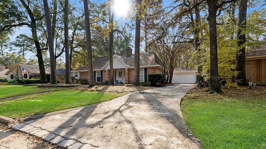 1946 Shadow Rock Drive, Kingwood, TX 77339 - Image #3