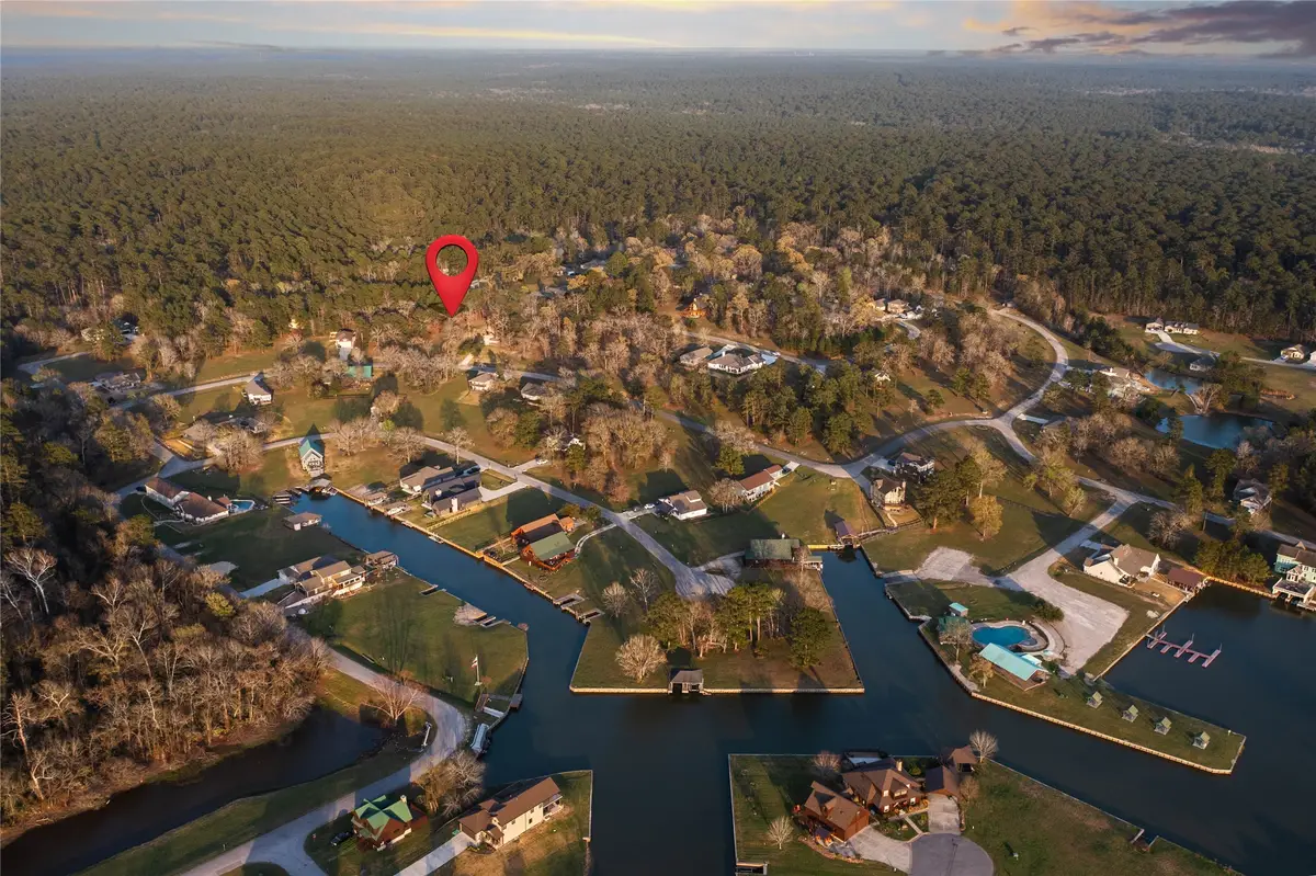 27 Lakecrest Lane, Huntsville, TX 77340 - #1