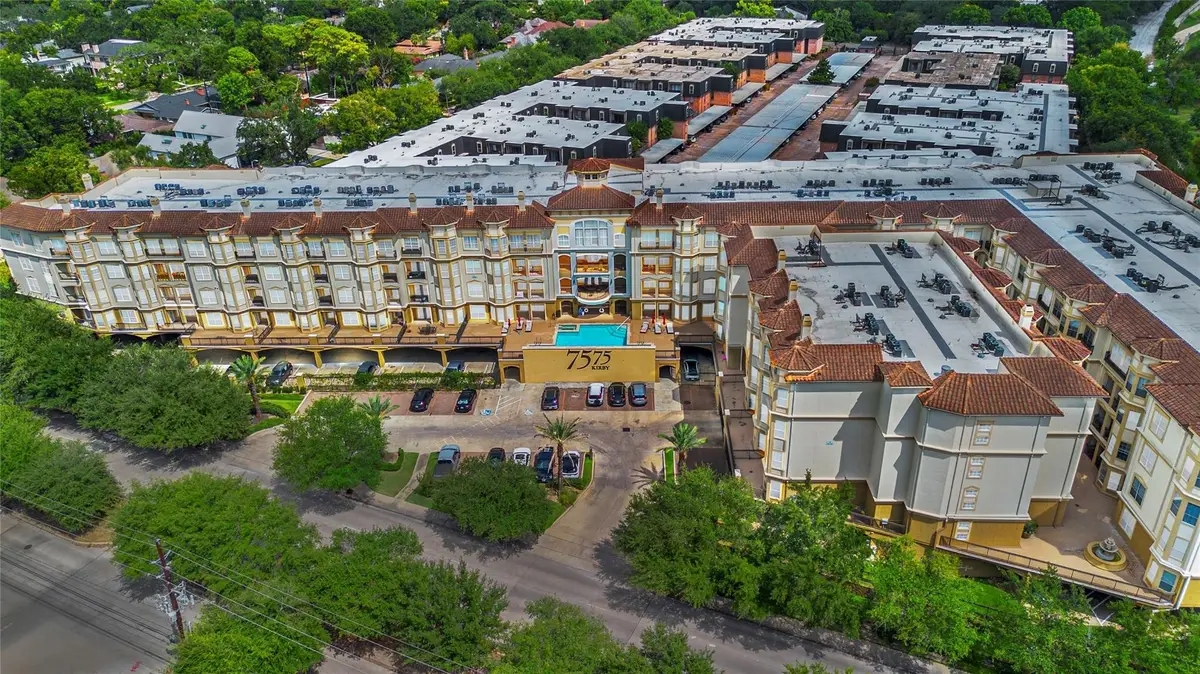 7575 Kirby Drive #2202, Houston, TX 77030 - Image #1