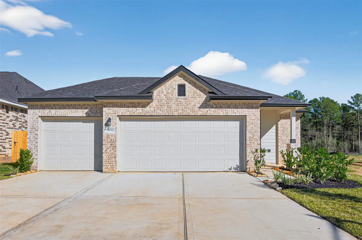 9734 Enclave Ridge Road, Willis, TX 77318 - Image #1
