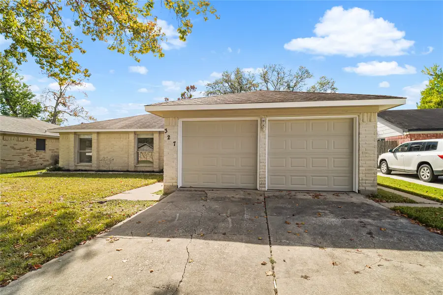 327 Windward Drive, League City, TX 77573 - Image #2