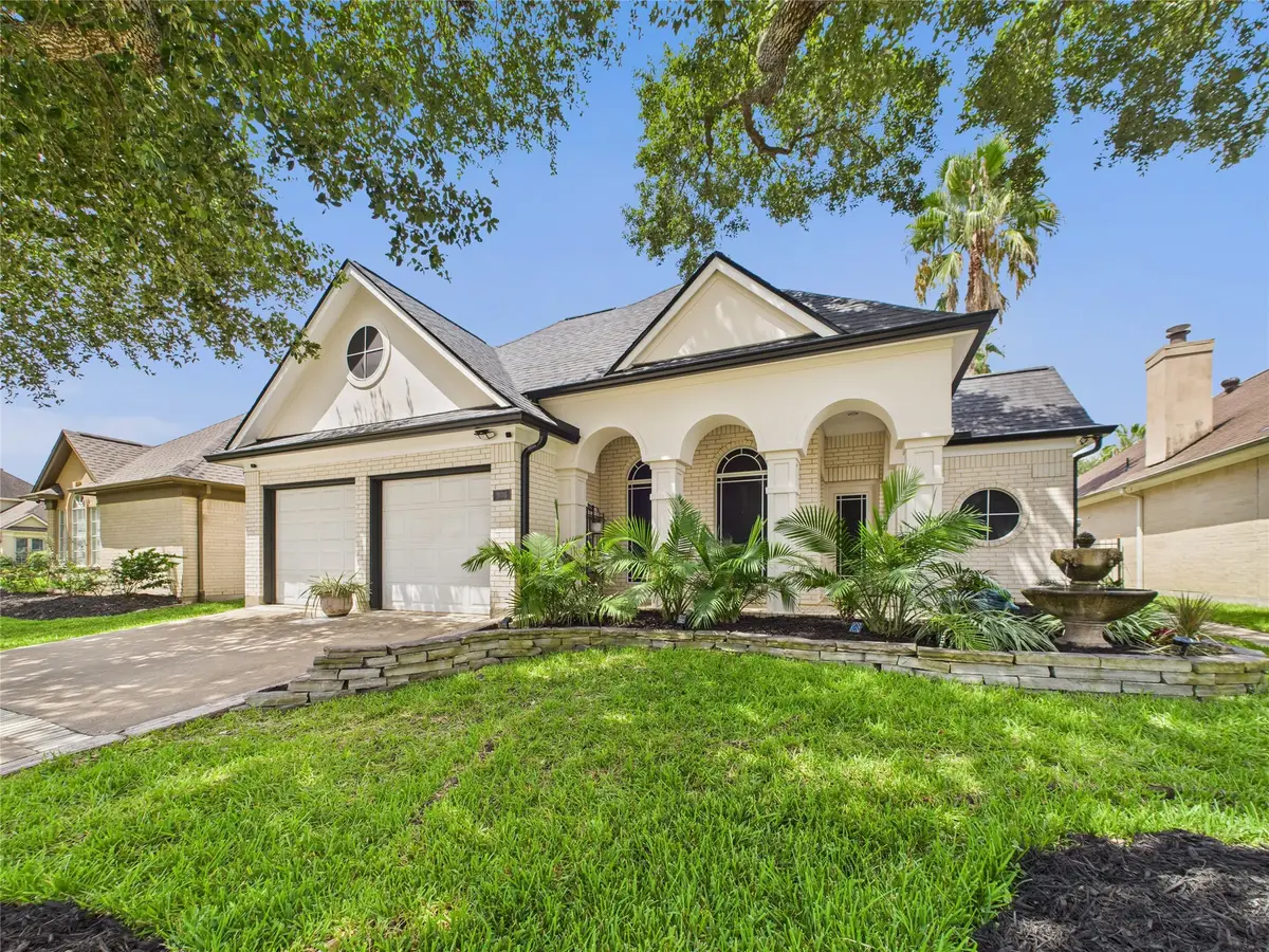 203 Las Brisas Street, Kemah, TX 77565 - #1