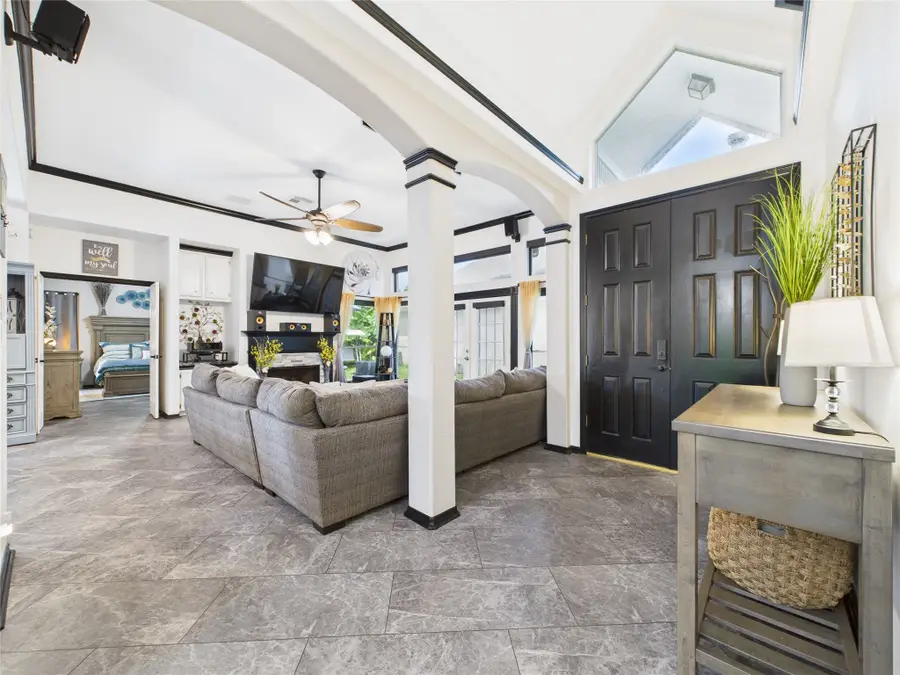 203 Las Brisas Street, Kemah, TX 77565 - #2