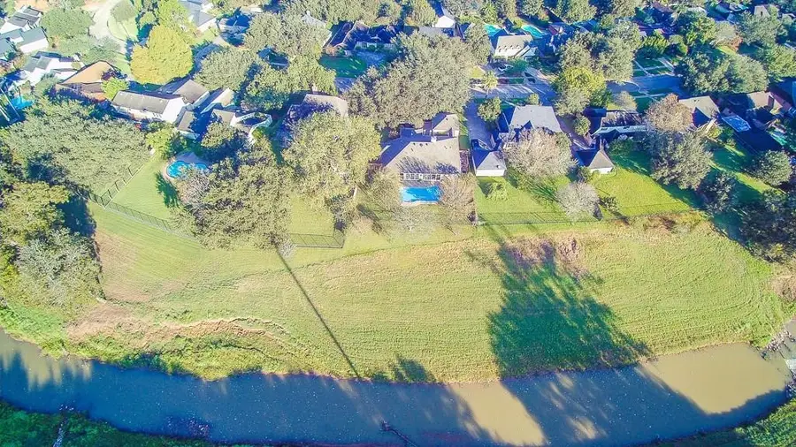 3915 Pleasant Valley Drive, Missouri City, TX 77459 - #3