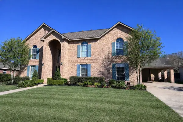 308 Willowood Drive, League City, TX 77573