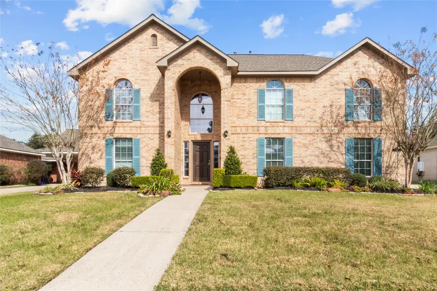 308 Willowood Drive, League City, TX 77573 - Image #2