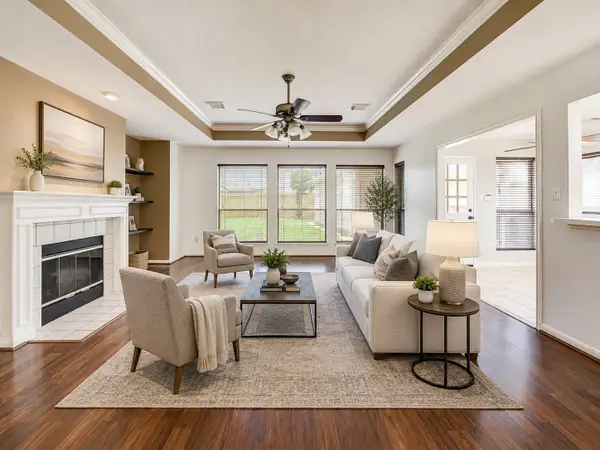 6123 Old Farmhouse Lane, Katy, TX 77449