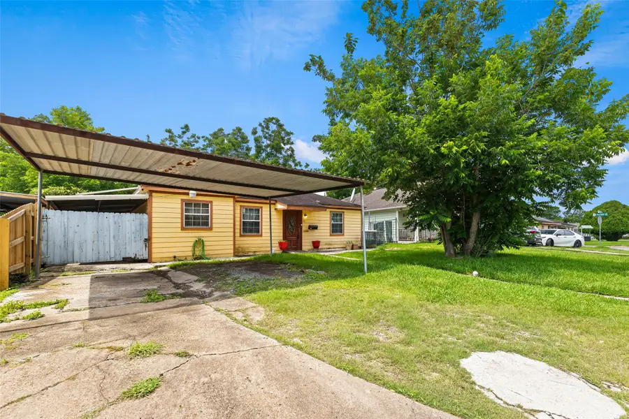 211 Crescent Drive, Pasadena, TX 77506 - #2