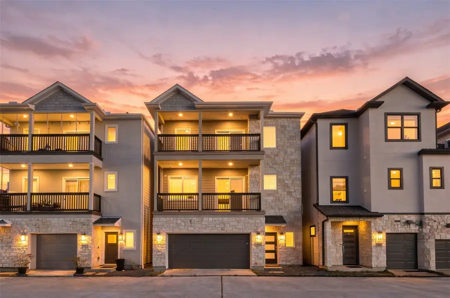 1444 W 34th 1/2 Street, Houston, TX 77018 - #2
