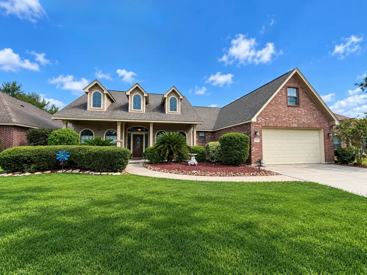 1437 S Bluebonnet Lane, Angleton, TX 77515 - #1