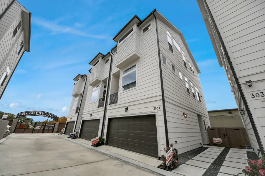 303 Marcella Street #F, Houston, TX 77091 - Image #3