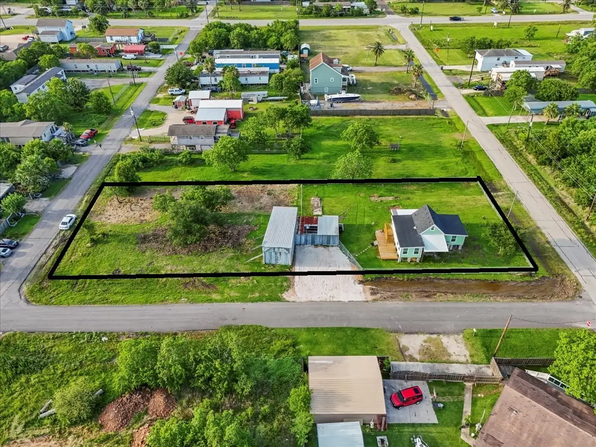 246 18th Street, San Leon, TX 77539 - Image #1