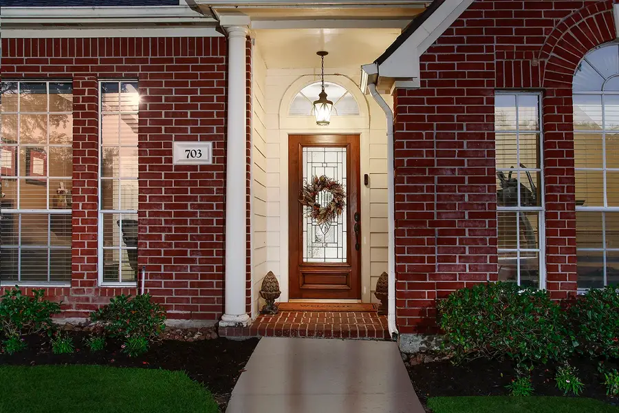 703 W Clady Drive, Spring, TX 77386 - Image #2