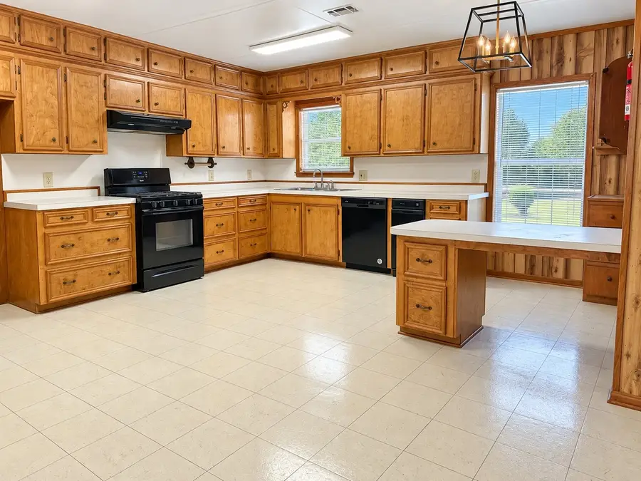 210 Magnolia St Cove, Onalaska, TX 77360 - #3